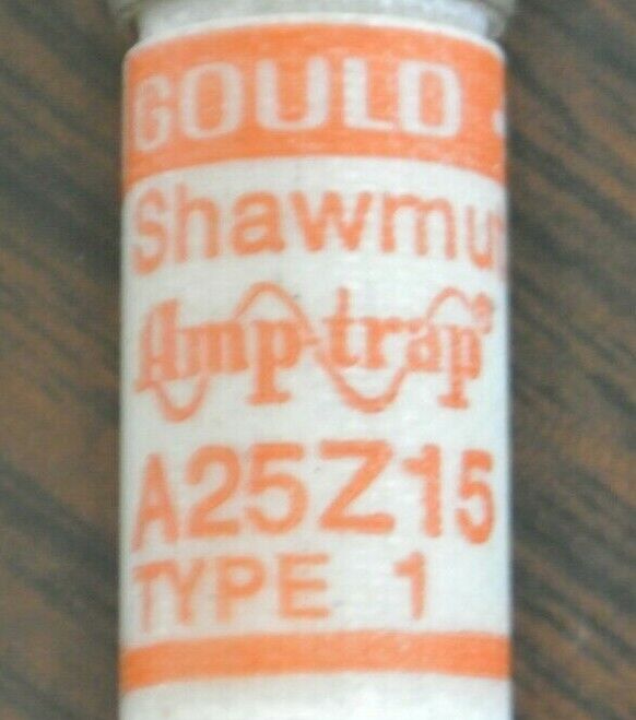 BOX of 10 / GOULD-SHAWMUT A25Z15 FUSE / 15A / 250V / NEW SURPLUS