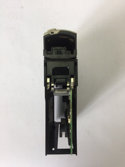 ALLEN BRADLEY 1756-0B32 DC OUTPUT SER A  REV K01 DC OUT 32PT 24VDC