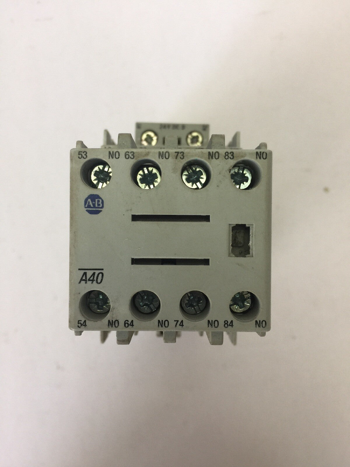 ALLEN BRADLEY 700-CF400D* CONTACTOR  600VAC 25A SER A COIL 24VDC 100-F SER B
