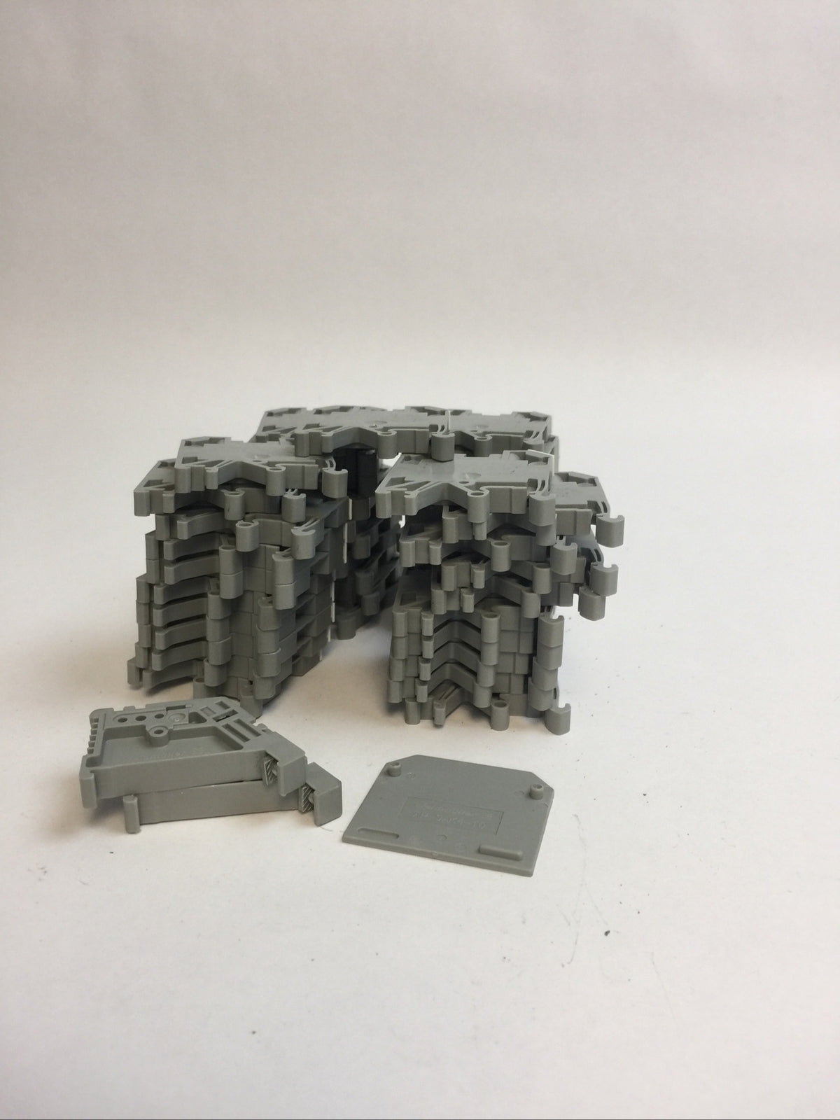 WEIDMULLER TERMINAL SAK 4/EN (LOT OF 41) EW 35(LOT OF 2) AP SAK4-10(LOT OF 1)