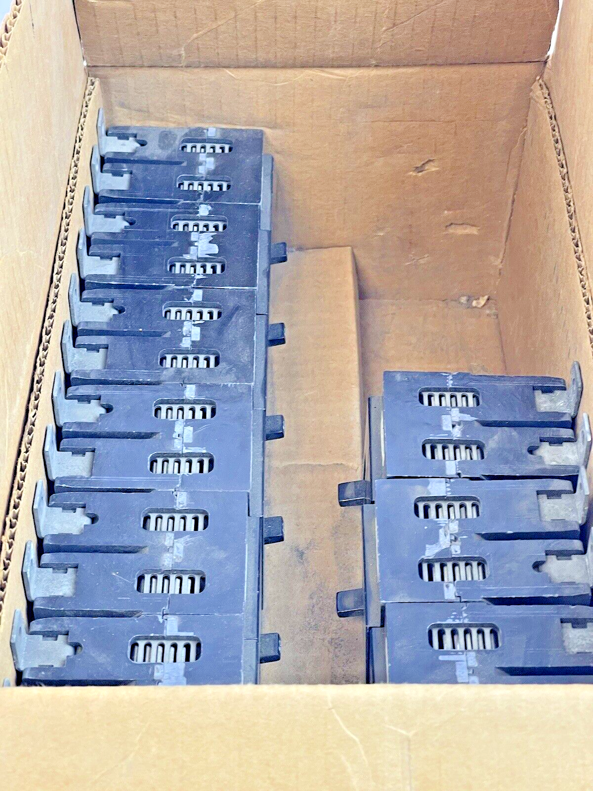 WESTINGHOUSE **BOX OF 9** - GB2050 - 50A/2 POLE/240 VAC/AB DE-ION/TYPE GB - NEW