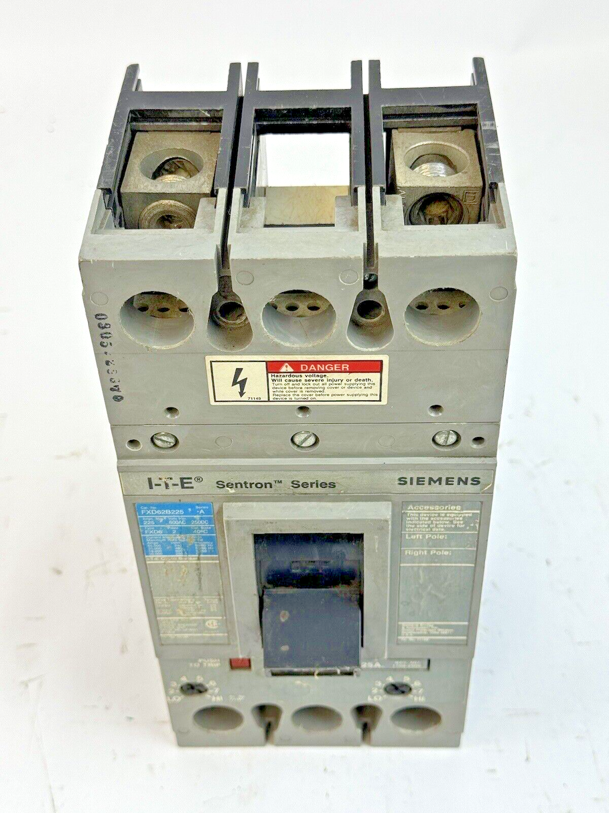 ITE / SIEMENS FXD62B225 - CIRCUIT BREAKER W/ 225 A TRIP - 225 A, 2 POLE, 600 VAC