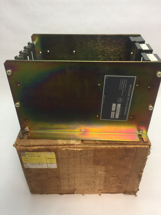 ALLEN BRADLEY 1771-A1 I/O CHASSIS 4 SLOT RACK SERIES A