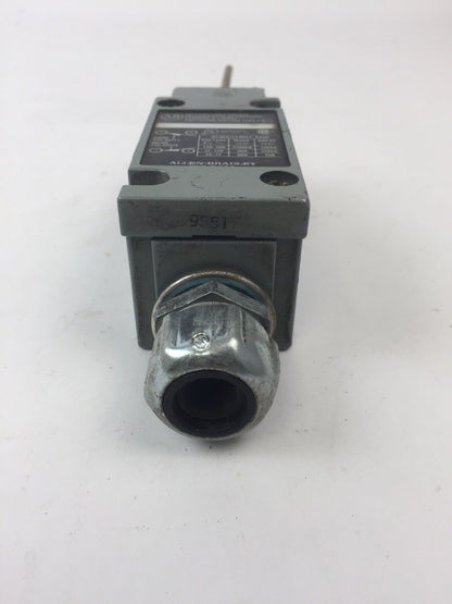 ALLEN BRADLEY OILTIGHT LIMIT SWITCH ENCLOSURE TYPE 4 & 13