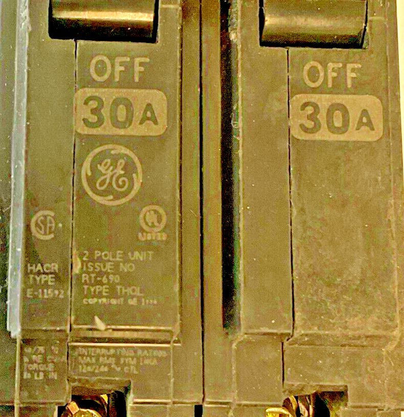 GE THQL2130 CIRCUIT BREAKER 30A TYPE THQL 120/240VAC ***LOTOF3***