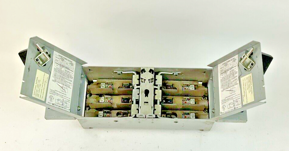 SIEMENS V7B3211R VACU-BREAK SWITCH 30A PH3 240V 3POLE FUSIBLE