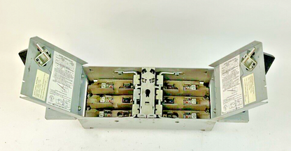 SIEMENS V7B3211R VACU-BREAK SWITCH 30A PH3 240V 3POLE FUSIBLE