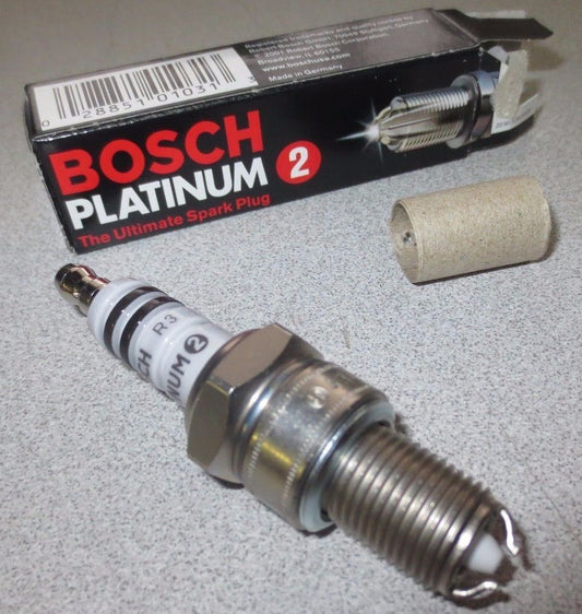 BOSCH 4307  / 0 242 225 608 PLATINUM 2 SPARK PLUGS - NEW SURPLUS, PACK of 4