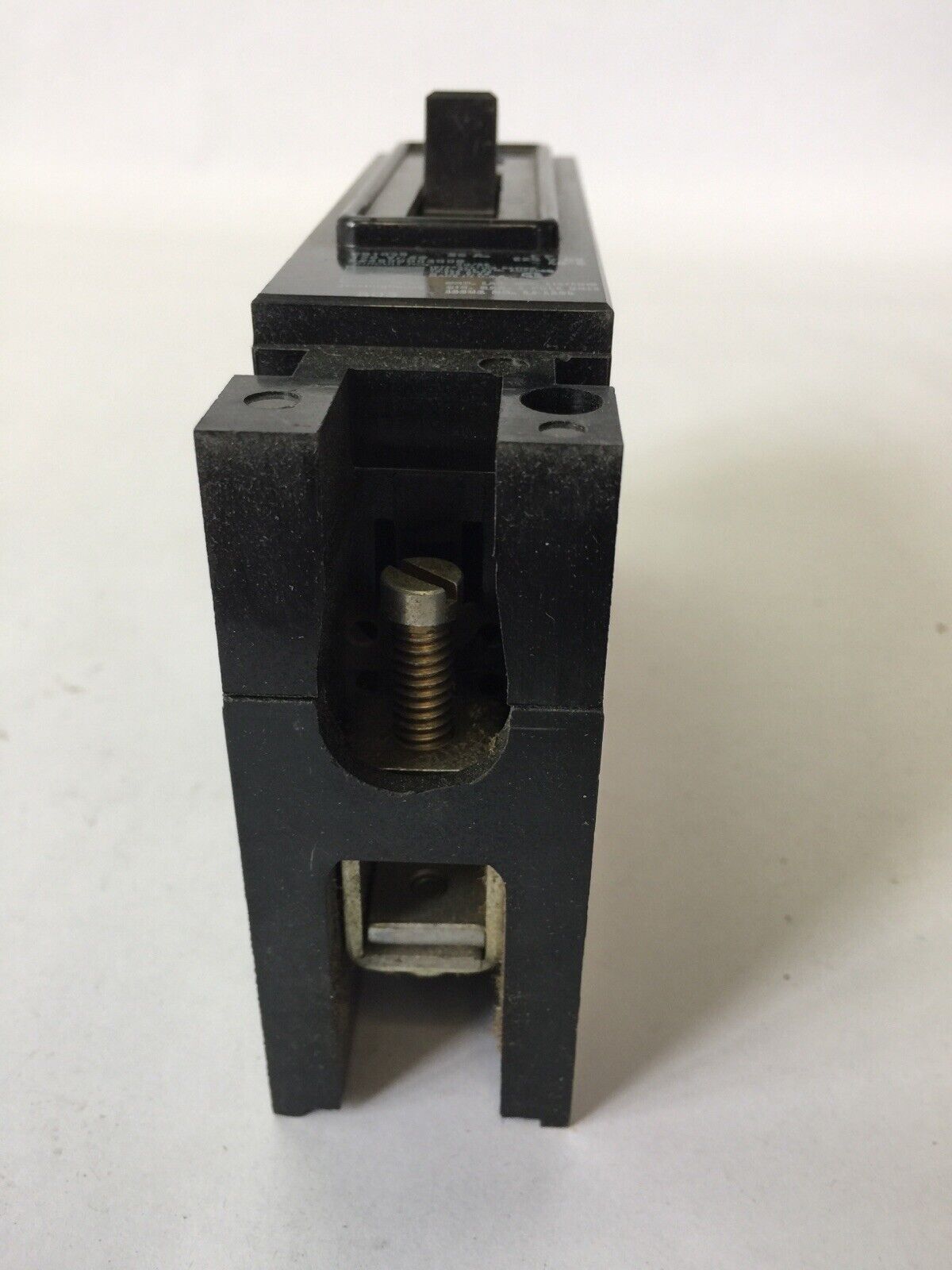 WESTINGHOUSE EB1035 CIRCUIT BREAKER 35AMP 1POLE 120/240VAC 125VDC 4990D03G06