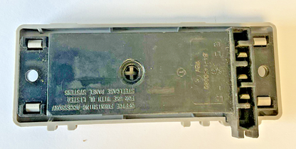 STEELCASE 986832DA20S PLUG PANEL RECEPTACLE 120V 20A 660U REV.C***LOTOF9***