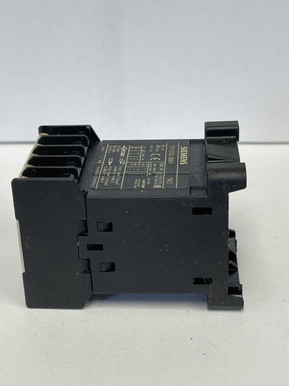 SIEMENS - 3TF2010-0BB4 - CONTACTOR - SIZE 00, 3-POLE AC-3, 4KW/400V, DC 24V