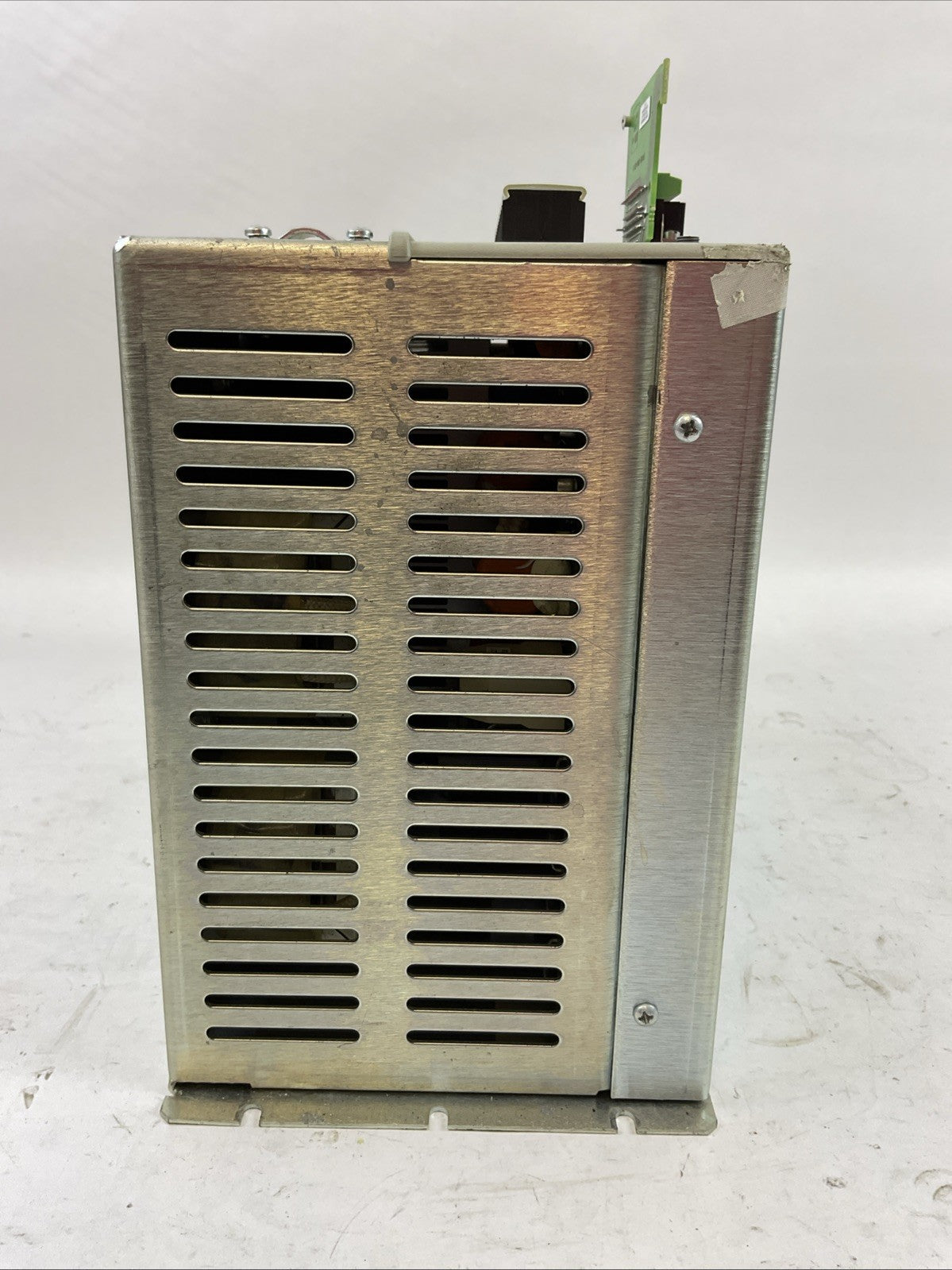 ALLEN BRADLEY 2098-DSD-HV100-SE SER B FIRMWARE REV V1.53 SERVO DRIVE 230/460VAC