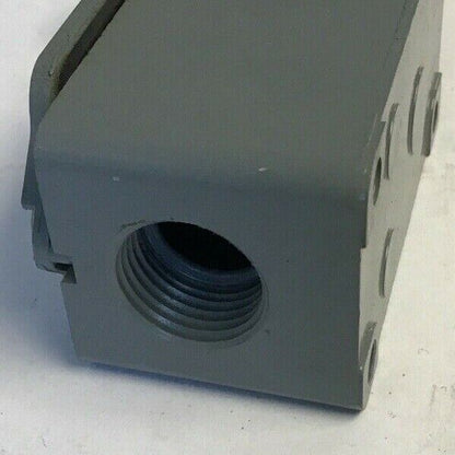 CUTLER HAMMER 10316H284B LIMIT SWITCH W/O LEVER 600VAC