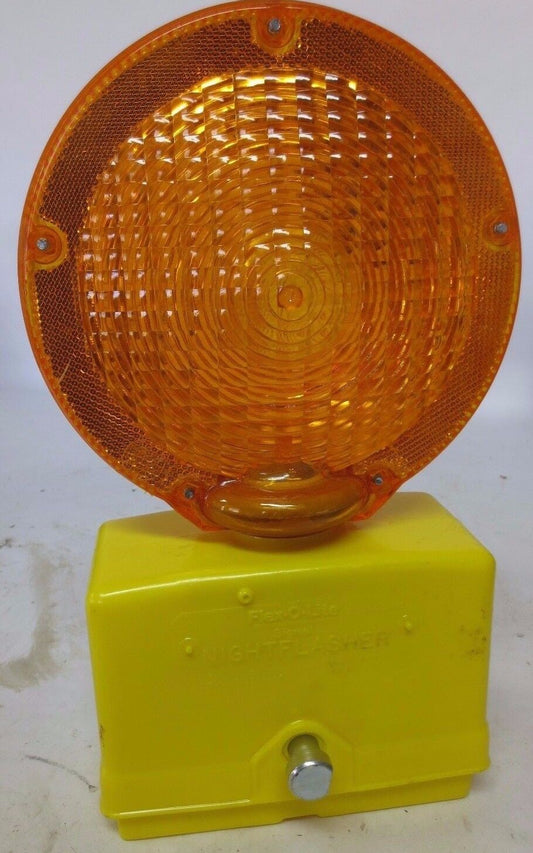 FLEX-O-LITE NIGHTFLASHER AMBER SIGNAL DEVICE - BARRICADE / ROAD WARNING