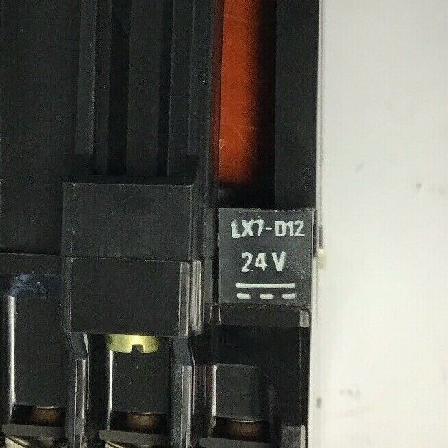 TELEMECANIQUE CA2-DN240B H7 CONTROL RELAY 600V W/LX7-D12