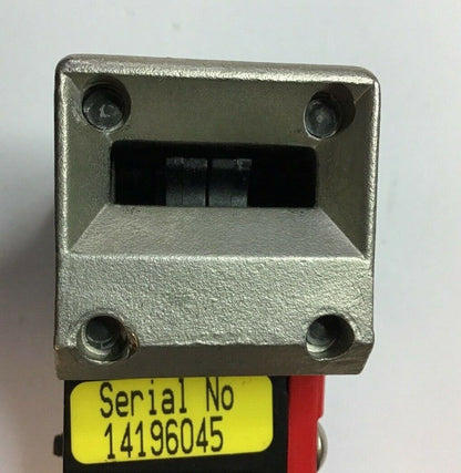 FORTRESS INTERLOCKS STOP 24VDC/110VAC 3A 300V AC IP67 ENC. TYPE 6