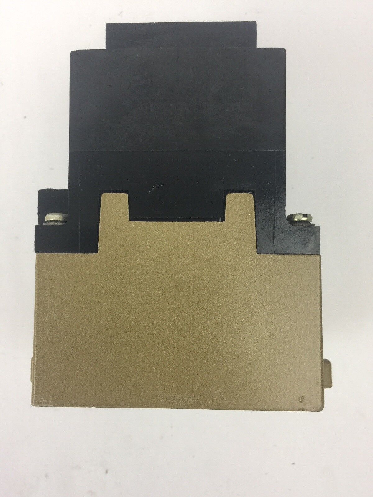 ALLEN BRADLEY 700-P200A4 AC RELAY SER A 460-480V 60HZ COIL