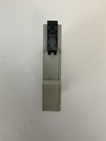 ALLEN BRADLEY 440R-S12R2 GSR SI SAFETY RELAY SER A OUTPUT AC15 250V 1.5A
