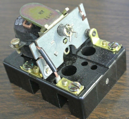 SQUARE D 8501 CO-3 A.C. CONTROL RELAY - DPST 10A @ 277VAC, 120V COIL NEW SURPLUS