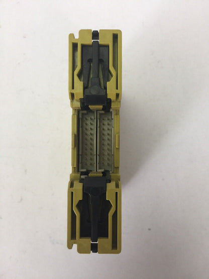 PILZ PNOZ MC4P DEVICENET SLAVE RELAY TRANSMISSION RATE 125,250,500 kBit/s