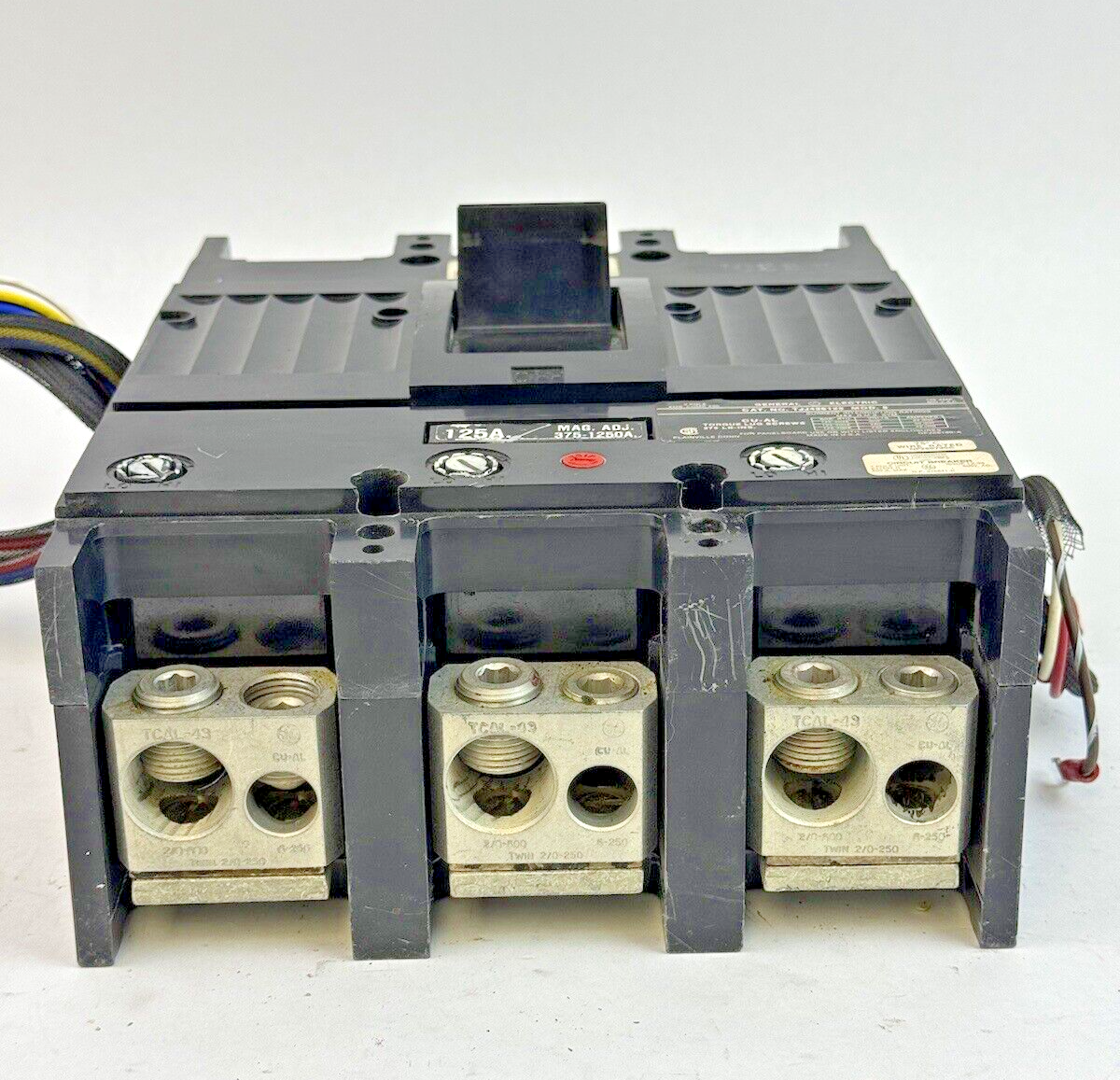 GE - TJJ436125 - CIRCUIT BREAKER W/ 125A TRIP + SEE BELOW - 125A, 600VAC, 3 POLE