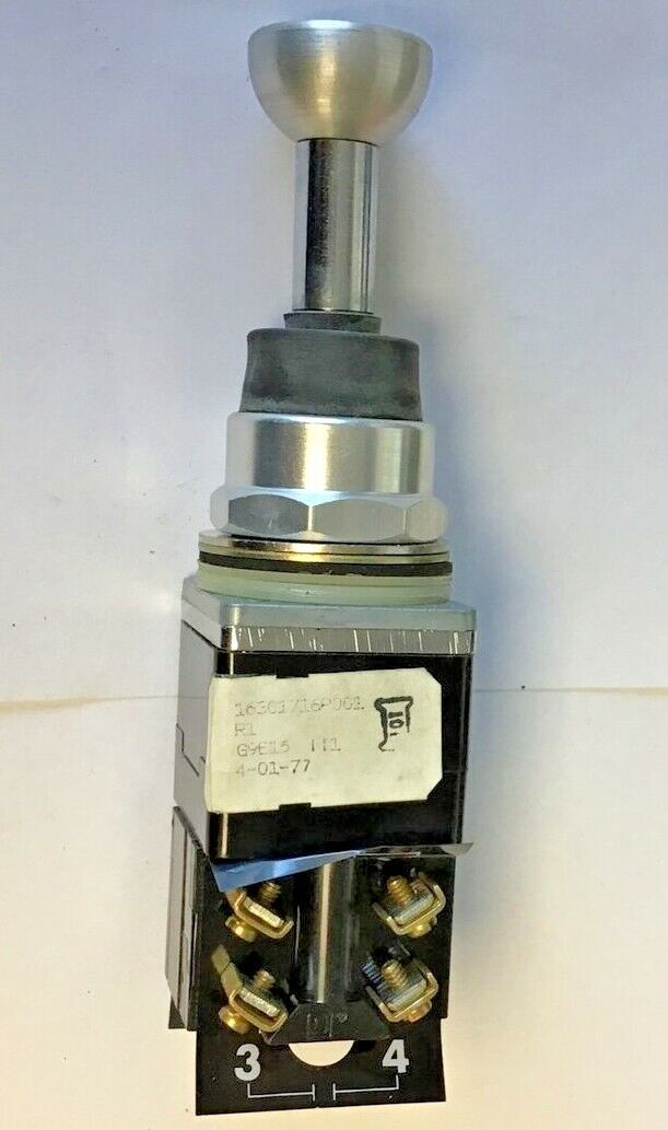 SQUARE D  9001 TYPE K36 JOY STICK OPERATOR SER.F W/ 9001 KA-1 SER.F CONT.BLK