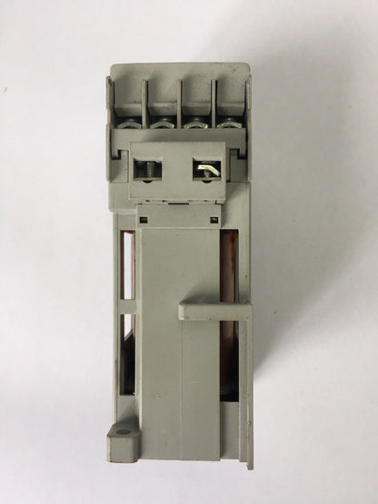 ALLEN BRADLEY 100-C23Z*01 CONTACTOR 600VAC 15HP 30A COIL 24VDC