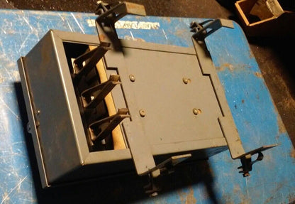 WESTINGHOUSE (plug in unit) 16-E-1320 30A 600V TYPE COP
