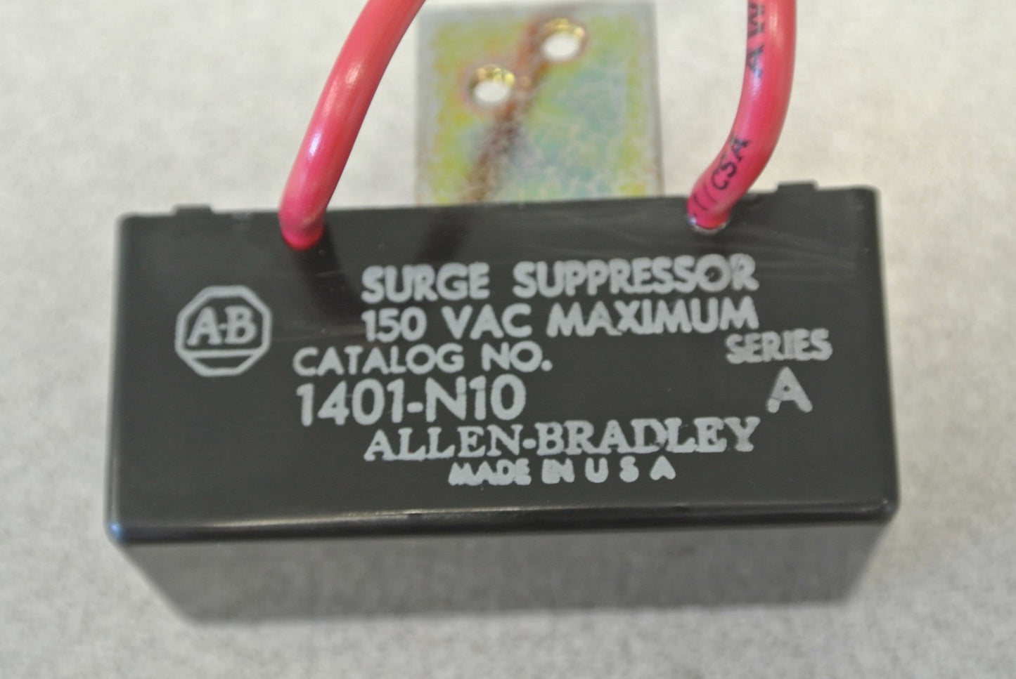 ALLEN-BRADLEY 1401-N10 Series A / SURGE SUPPRESSOR / 150VAC MAX / EACH