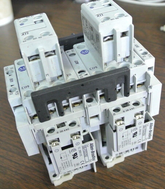 ALLEN-BRADLEY 104-C09UDJ22 REVERSING CONTACTOR  incl. 100-FSD250 + 100-F + 100-S