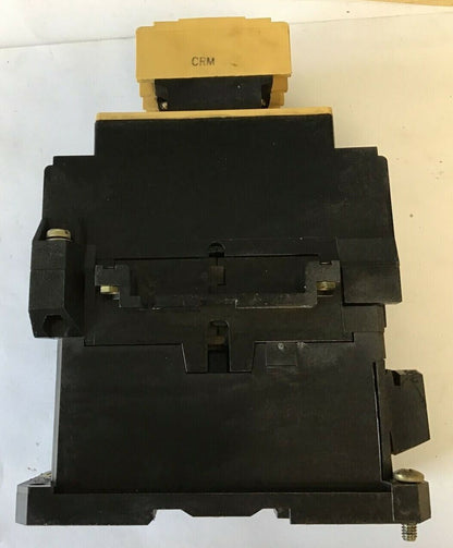 ALLEN BRADLEY 100-A38N*3 CONTACTOR SER.C  W/ 195-FA22 RELAY SER.A