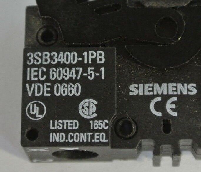 SIEMENS 3SB3400-1PB ACTUATOR/INDICATOR COMPONENT w/ INTEGRATED LED 24V AC/DC