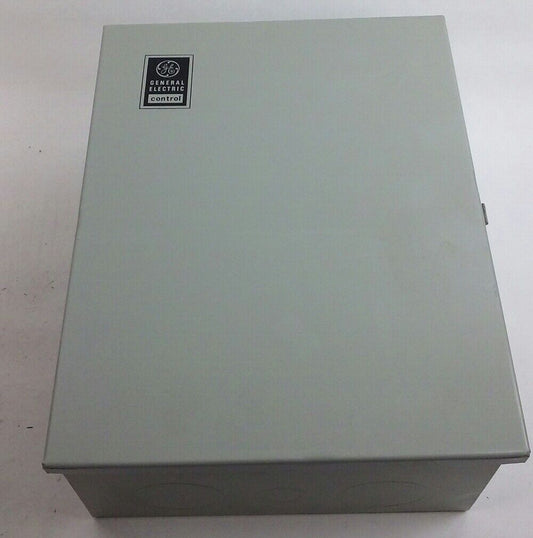GE Control CR121E-E02HA22 7 Day Time Switch - 2 Pole, 2 Throw, 30A *NEW IN BOX*