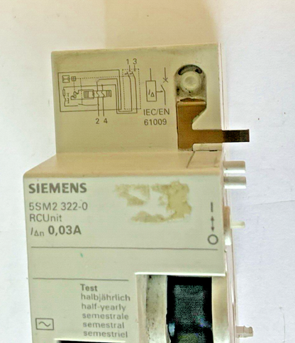 SIEMENS 5SM2 322-0 RC UNIT 0,03A