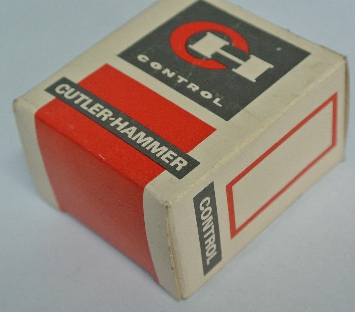 CUTLER-HAMMER E30KR6 COLLAR - for PUSHBUTTONS - GRAY - NEW SURPLUS