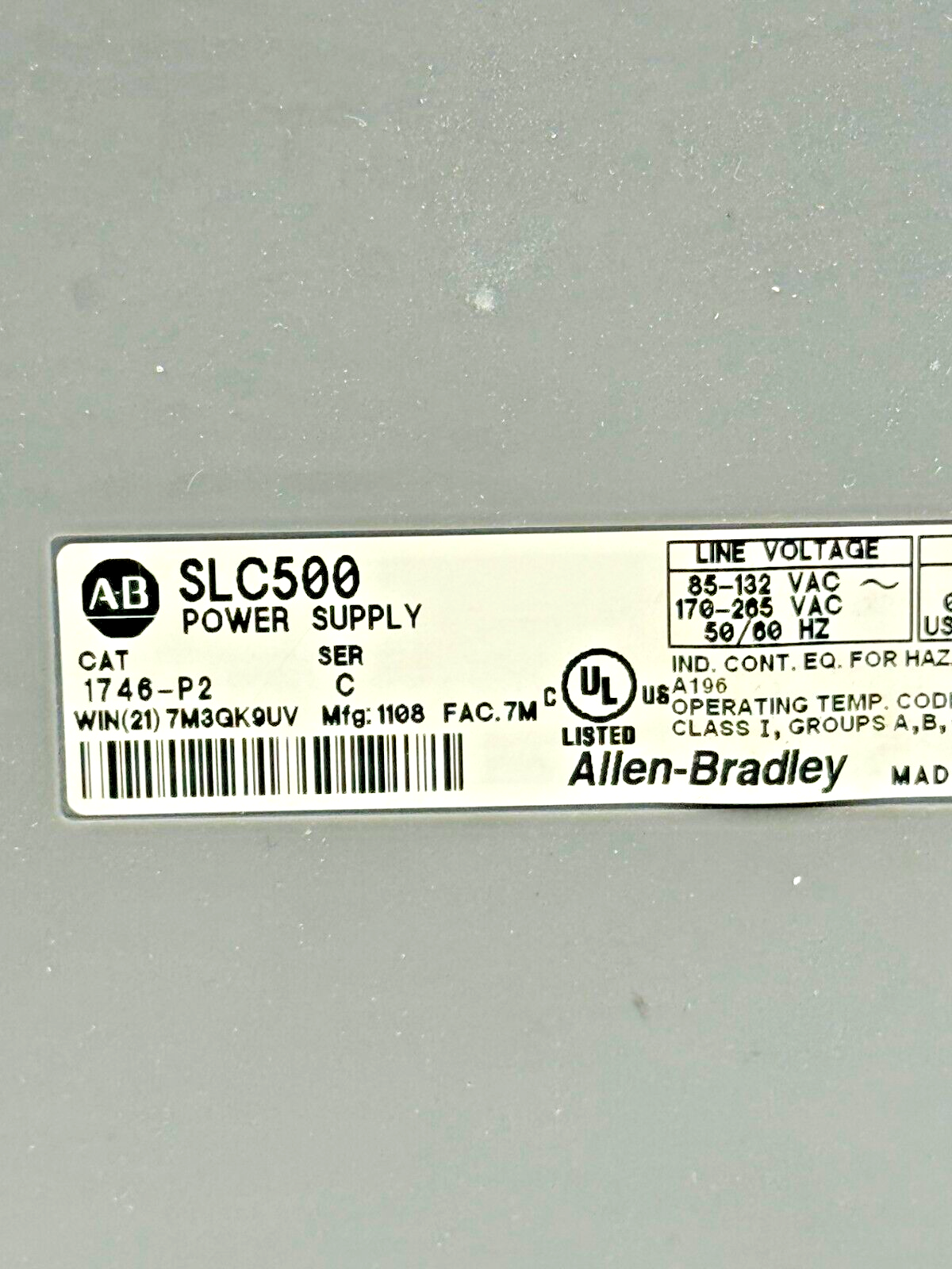 ALLEN BRADLEY - 1746-P2 SER. C - POWER SUPPLY W/ 7 SLOT RACK 1746-A7 SER. B