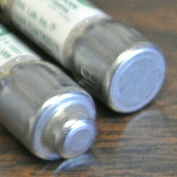 LOT of 2 / BUSS FNQ-R-6-1/4 CLASS CC TIME-DELAY FUSE 6-1/4A / 600V / NEW SURPLUS