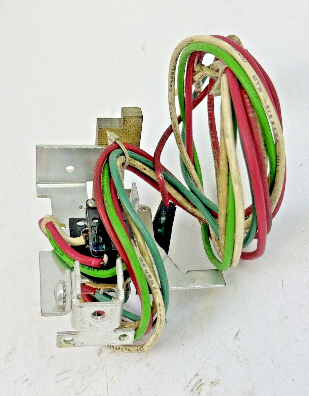 GE - TKM3F - AUXILIARY SWITCH - V3-15