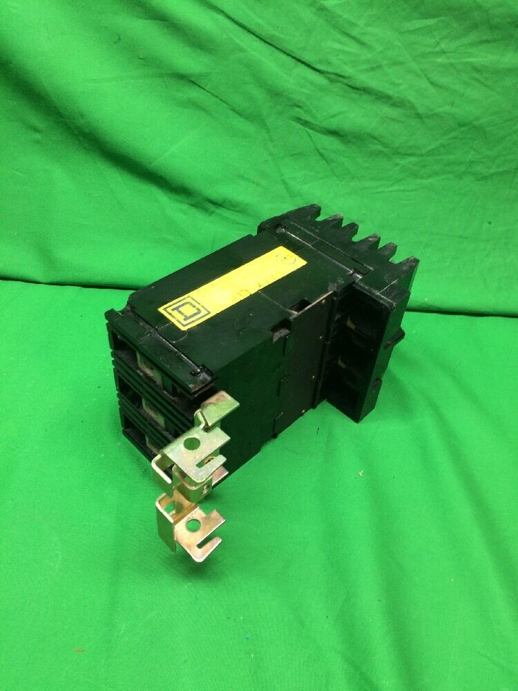 SQUARE D FA32030 CIRCUIT BREAKER 30AMP 240VAC 3POLE