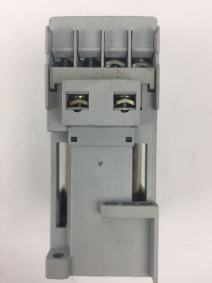 ALLEN BRADLEY 100-C16Z*10 CONTACTOR SER B 600VAC 30A COIL 24VDC