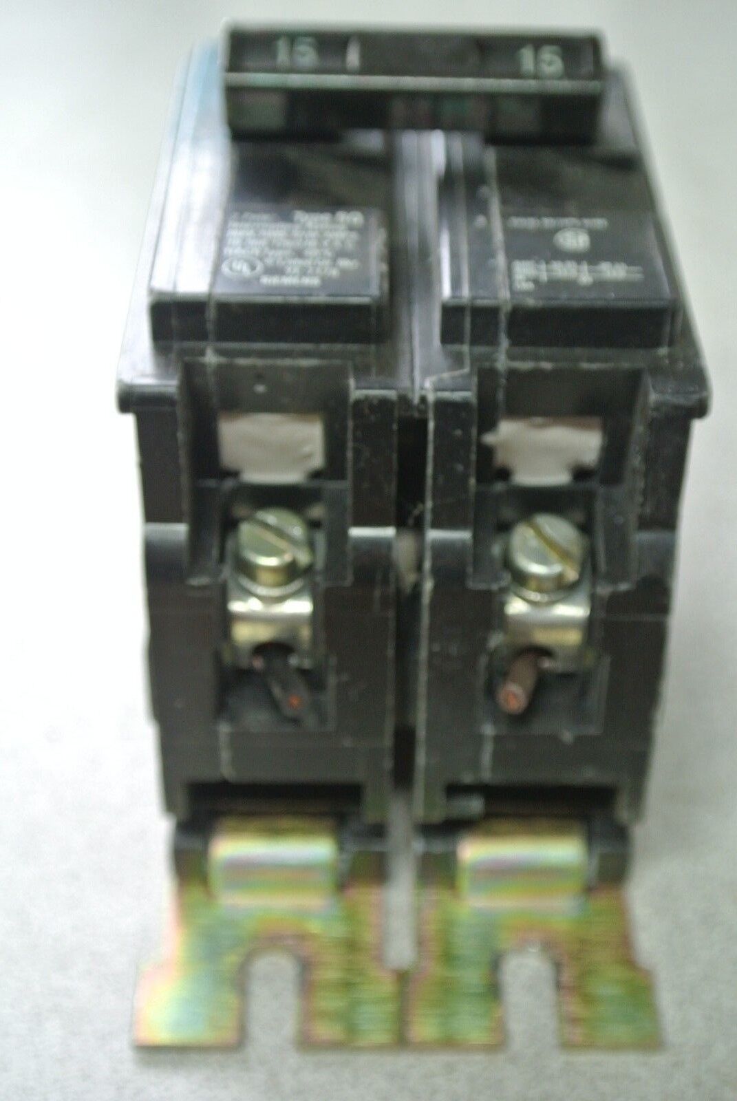 SIEMENS BQ2B015L CIRCUIT BREAKER 120/240VAC, 15A, 2-POLE - COMMON TRIP