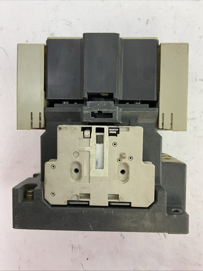 SIEMENS 3TF46 CONTACTOR 600VAC 70A 50HP COIL 120V 60HZ