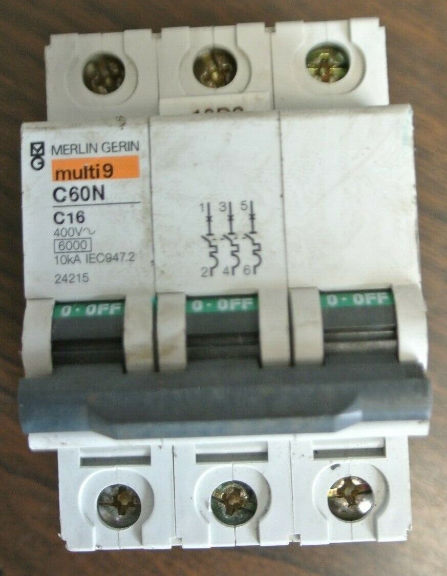 LOT of 7 / MERLIN GERIN CIRCUIT BREAKERS / C30A / C60N D10A / C60N C2, C4, C16