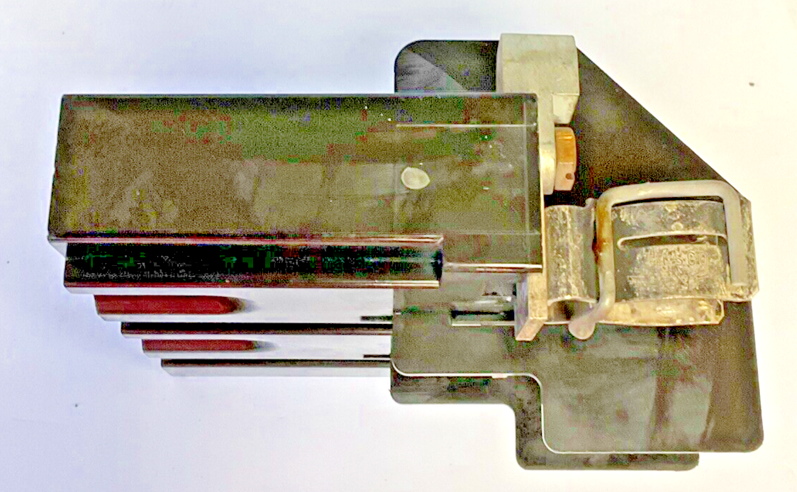 ALLEN-BRADLEY 1494V-FS60 FUSE BLOCK END SER.A 60A 600V