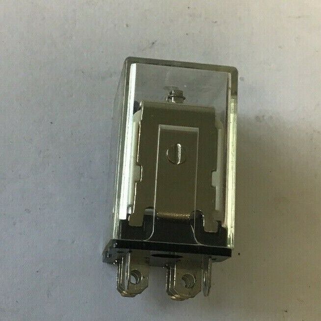 SCHRACK TM010620 RELAY 10A 240VAC/28VDC ***(LOTOF5)***