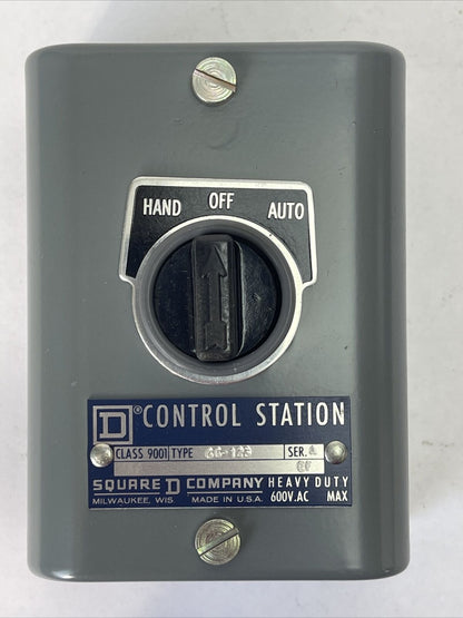 SQUARE D 9001 GG-123 CONTROL STATION 600VAC TYPE 1 ENCLOSURE HAND OFF AUTO SER A