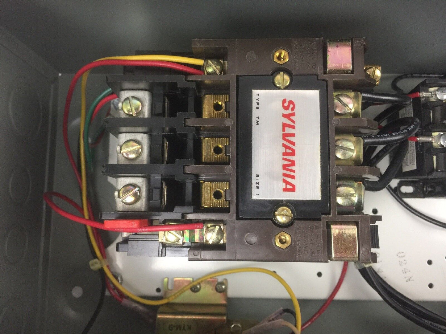 SYLVANIA T18AB31603-T46L A.C. MAGNETIC COMBINATION STARTER 30A 600V COIL 110-120