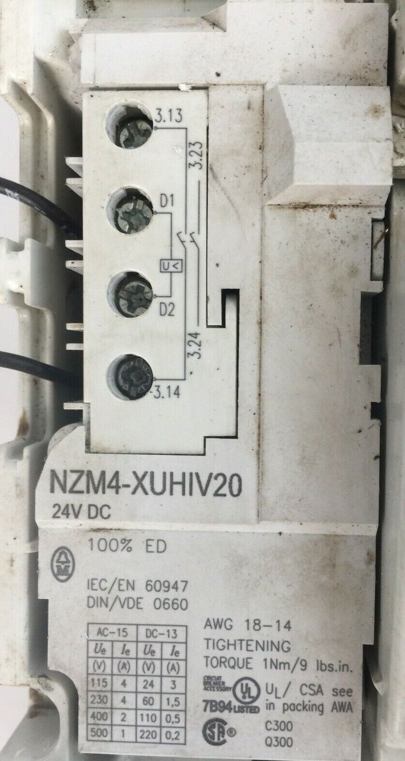 MOELLER NZMH4-AE CIRCUIT BREAKER 1200A 600VAC NZM4-XUHIV20 24VDC NZM H4-AE