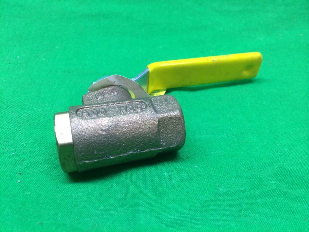 Apollo Conbraco 70-102-01 Bronze Ball Valve 3/8" Female NPT New