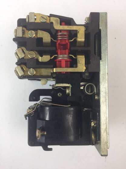 SYLVANIA 713UPA76 A.C. PNEUMATIC TIMING RELAY 10A 600VAC COIL 110-120V 60HZ